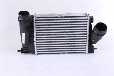 Інтеркулер NISSENS 961429