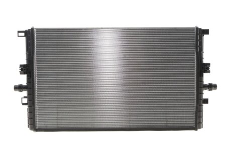 Радіатор охолодження двигуна NRF 550323