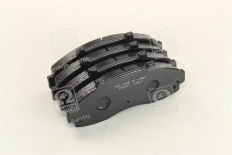 Комплект гальмівних накладок, дискове гальмо PARTS-MALL PKB011
