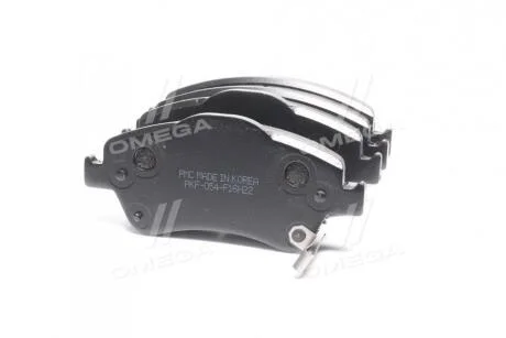 Колодки гальм. TOYOTA AURIS 09 - передн. (вир-во) PARTS-MALL PKF054