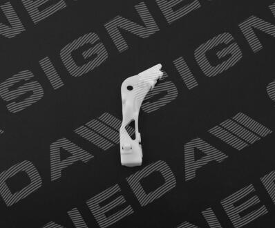 Кронштейн бампера MAZDA 6, 02.02 - 08.07 SIGNEDA PMZ43068AR
