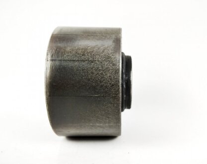 САЙЛЕНБЛОК ЗАДНЕЙ SUBARU 41322AE013