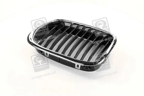 Решітка в капоті лів. BMW 5 E39 (вир-во) TEMPEST 014 0089 991