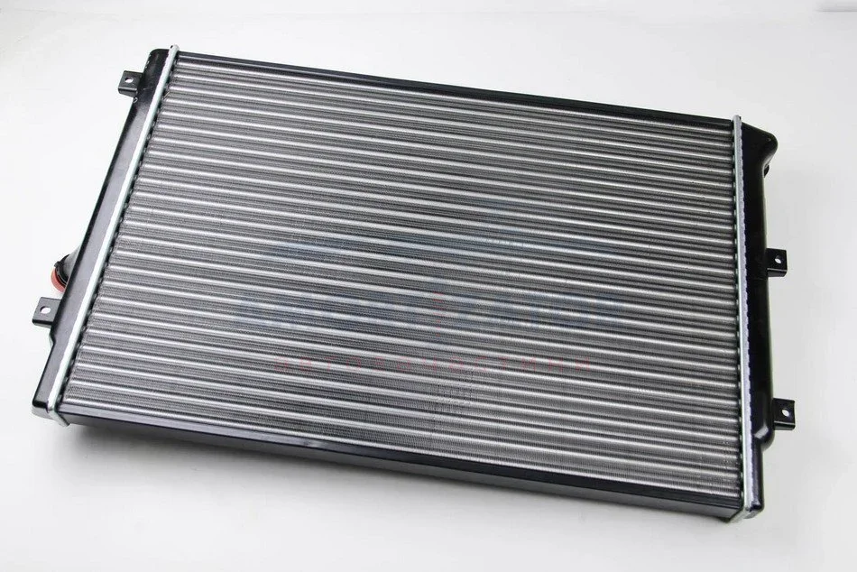 Радіатор THERMOTEC D7W035TT (фото 1)