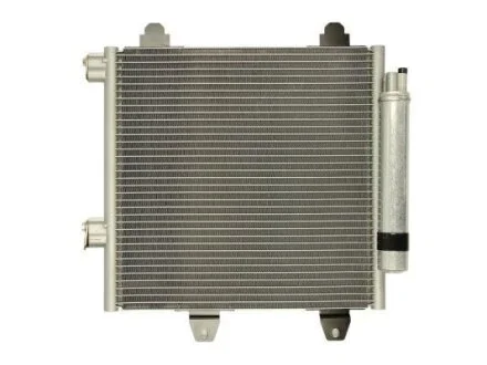 Радіатор кондиціонера (з осушувачем) CITROEN C1 PEUGEOT 107 TOYOTA AYGO 1.0/1.2/1.4D 06.05- THERMOTEC KTT110397