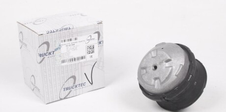 Подушка двигуна AUTOMOTIVE TRUCKTEC 02.22.044