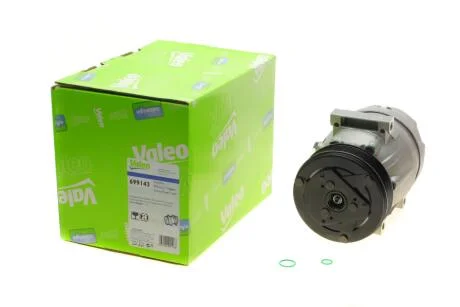 Компресор кондиціонера VALEO 699143