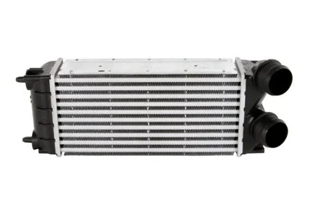 Інтеркулер VALEO 818226