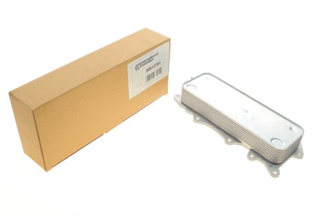 Радіатор оливи VAN WEZEL 30013701
