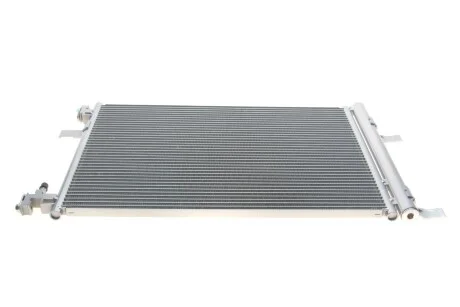Радіатор кондиціонера VAN WEZEL 37005500