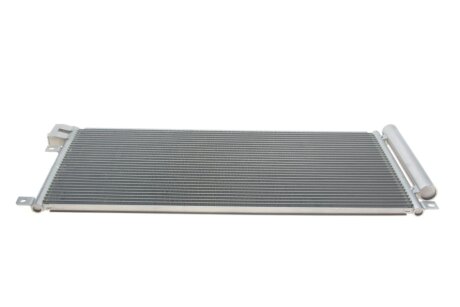 Радіатор кондиціонера VAN WEZEL 37005634