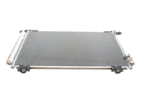 Радіатор кондиціонера VAN WEZEL 53005393