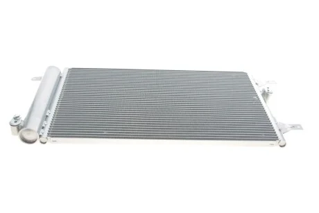 Радіатор кондиціонера VAN WEZEL 58005183