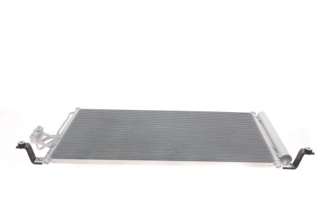 Радіатор кондиціонера VAN WEZEL 82005176