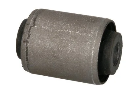 Сайлентблок переднього коромисла YAMATO J44023AYMT